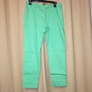 💟Mint colored ankle pants. Size 8